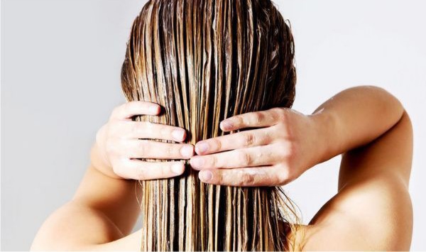 pousser ses cheveux