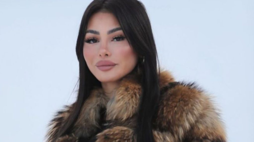 Maeva Ghennam critiquée sur son physique